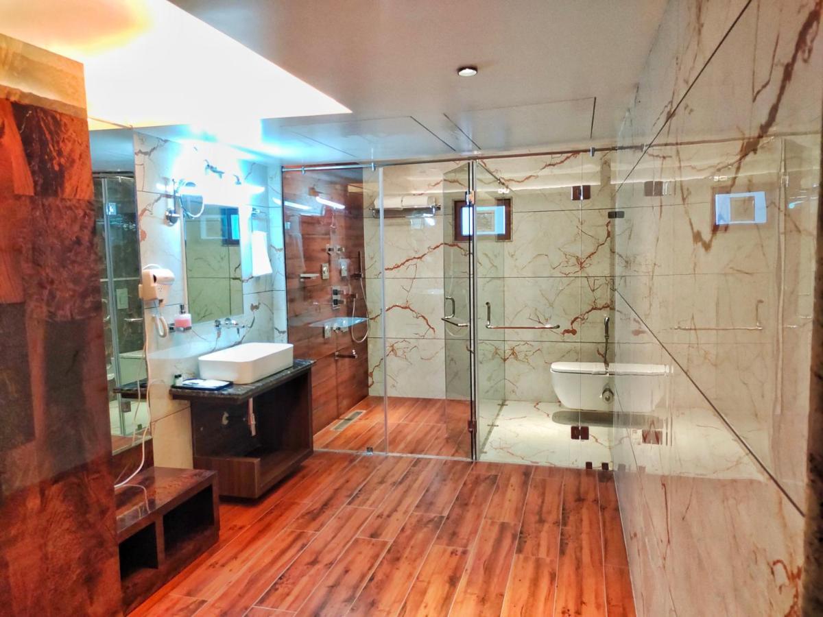 Hotel Suncity Palace Katihar Extérieur photo